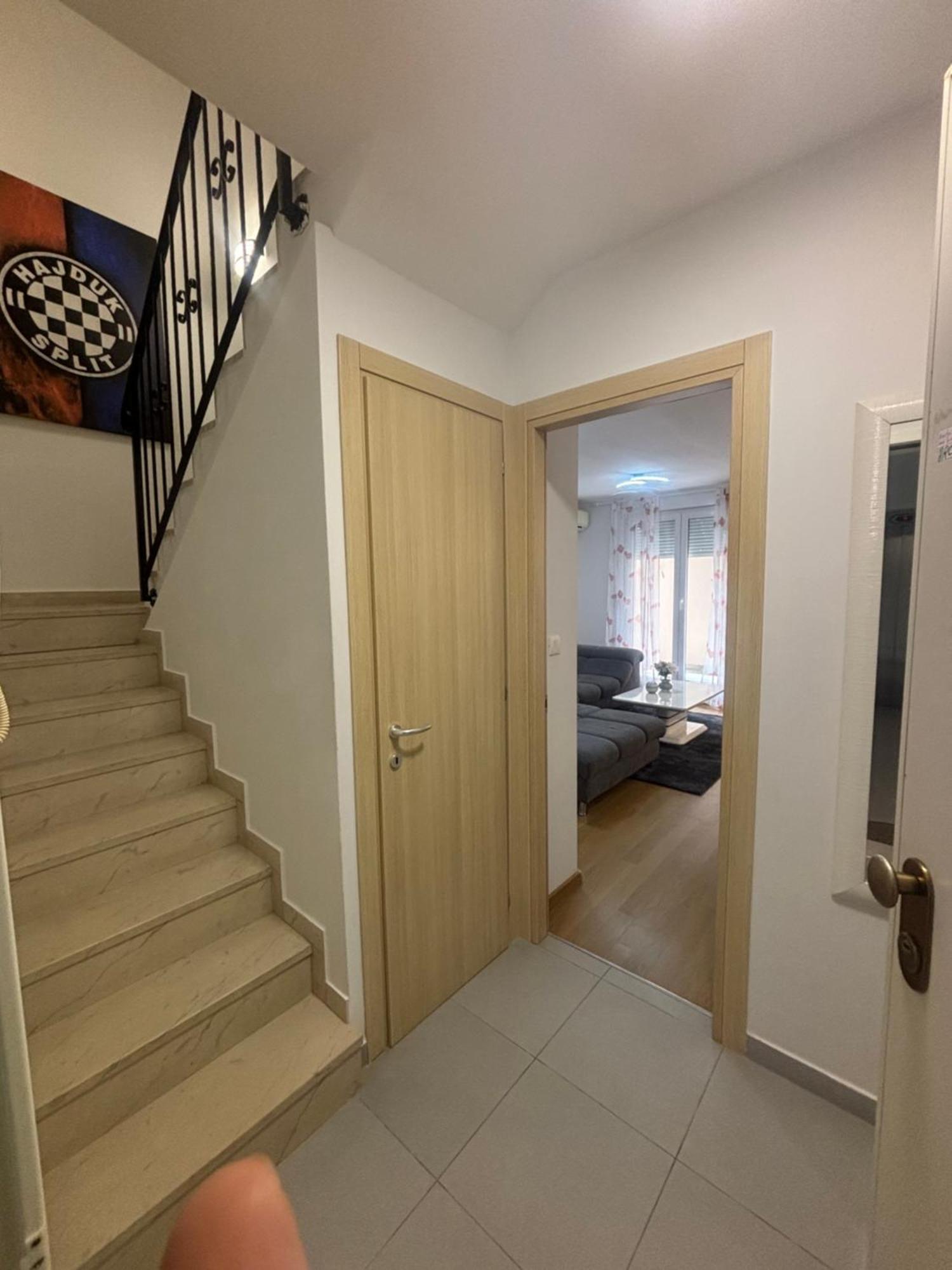 Apartment Dalmatinos Split Znjan المظهر الخارجي الصورة