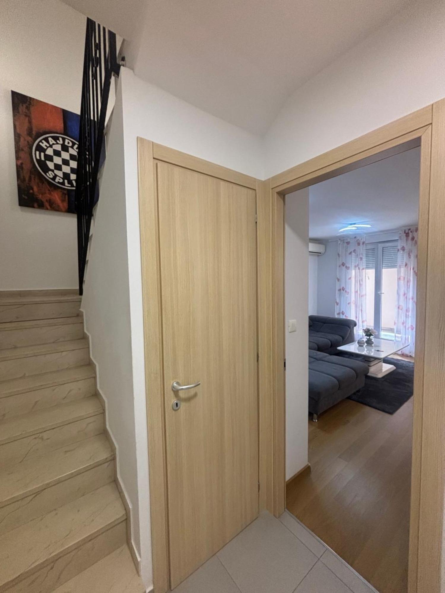 Apartment Dalmatinos Split Znjan المظهر الخارجي الصورة