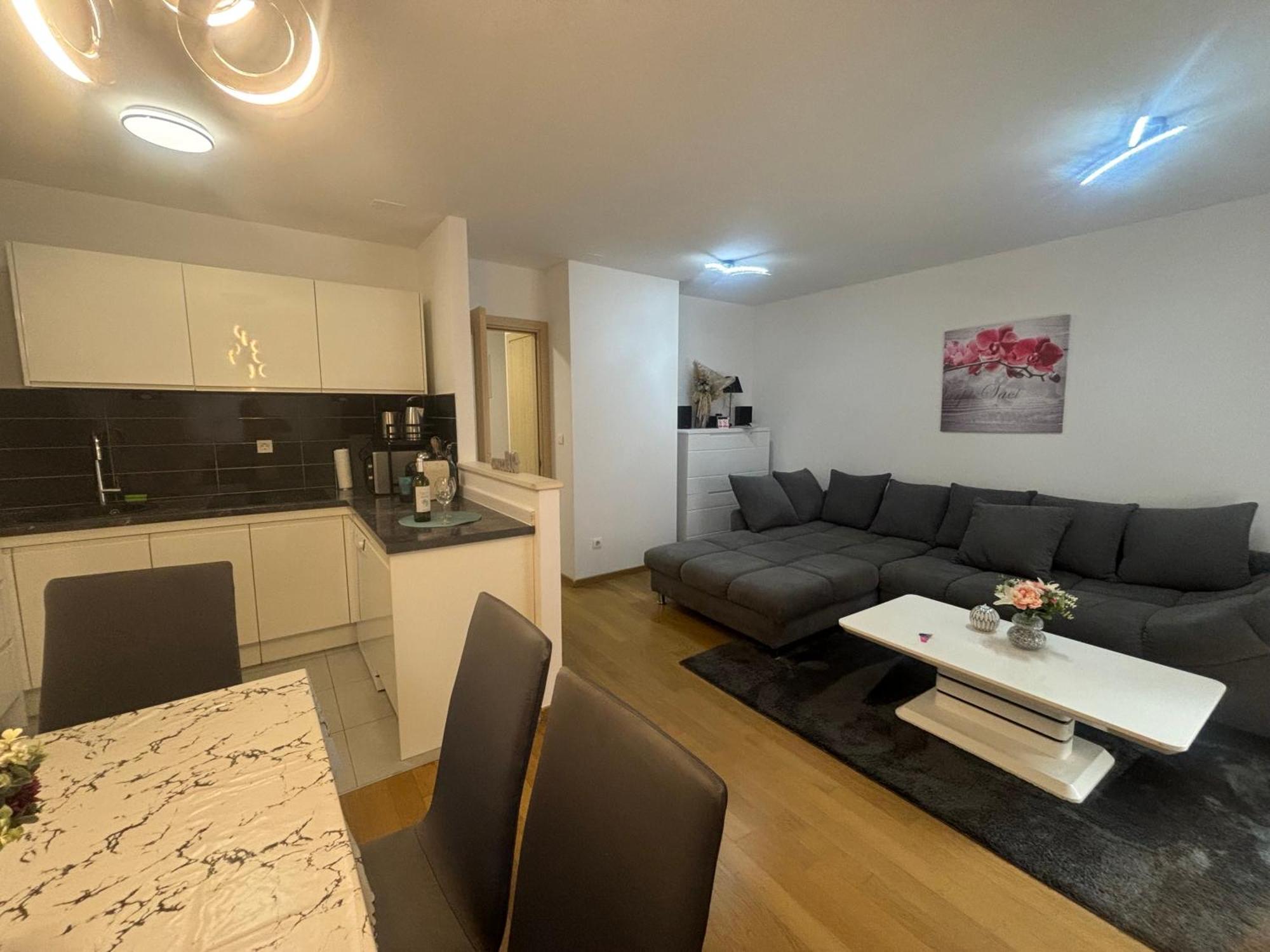 Apartment Dalmatinos Split Znjan المظهر الخارجي الصورة